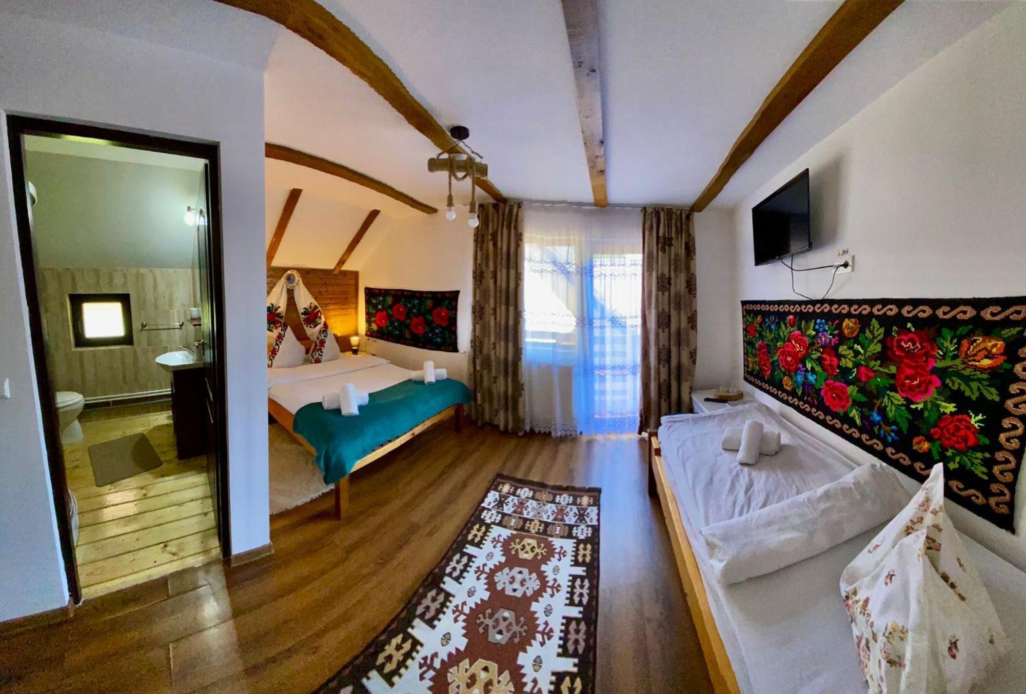Casa Leca 3*